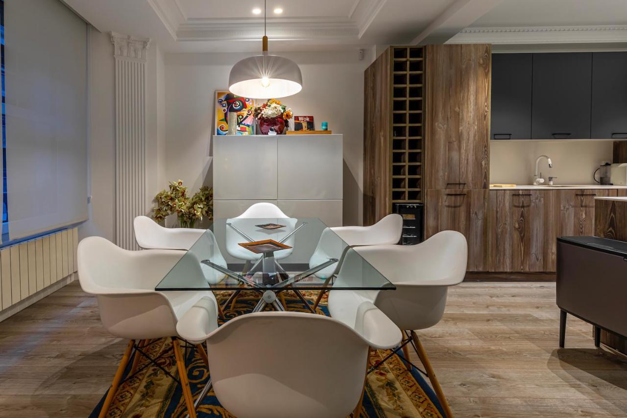 110 M2 Central Apartment In Abando Close To Guggenheim With Parking Bilbau Exterior foto