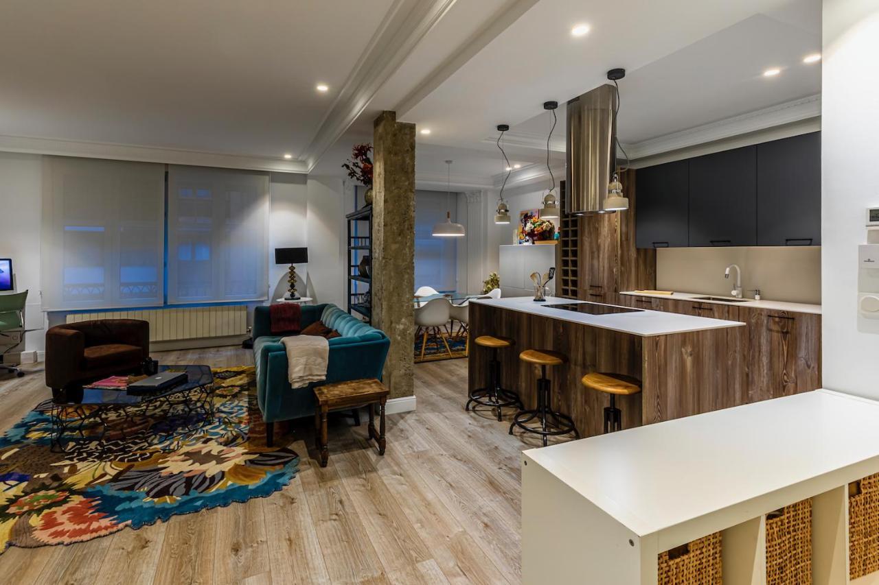 110 M2 Central Apartment In Abando Close To Guggenheim With Parking Bilbau Exterior foto