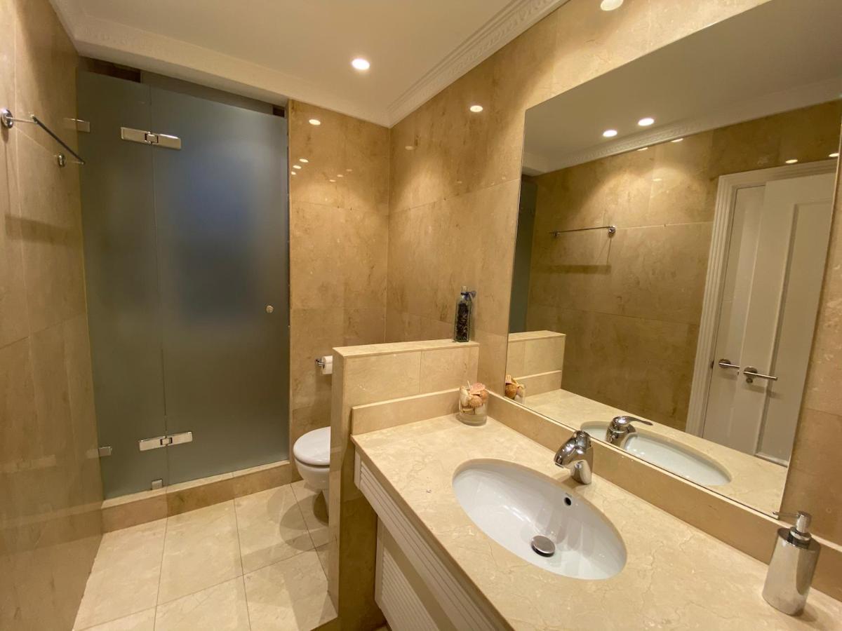 110 M2 Central Apartment In Abando Close To Guggenheim With Parking Bilbau Exterior foto